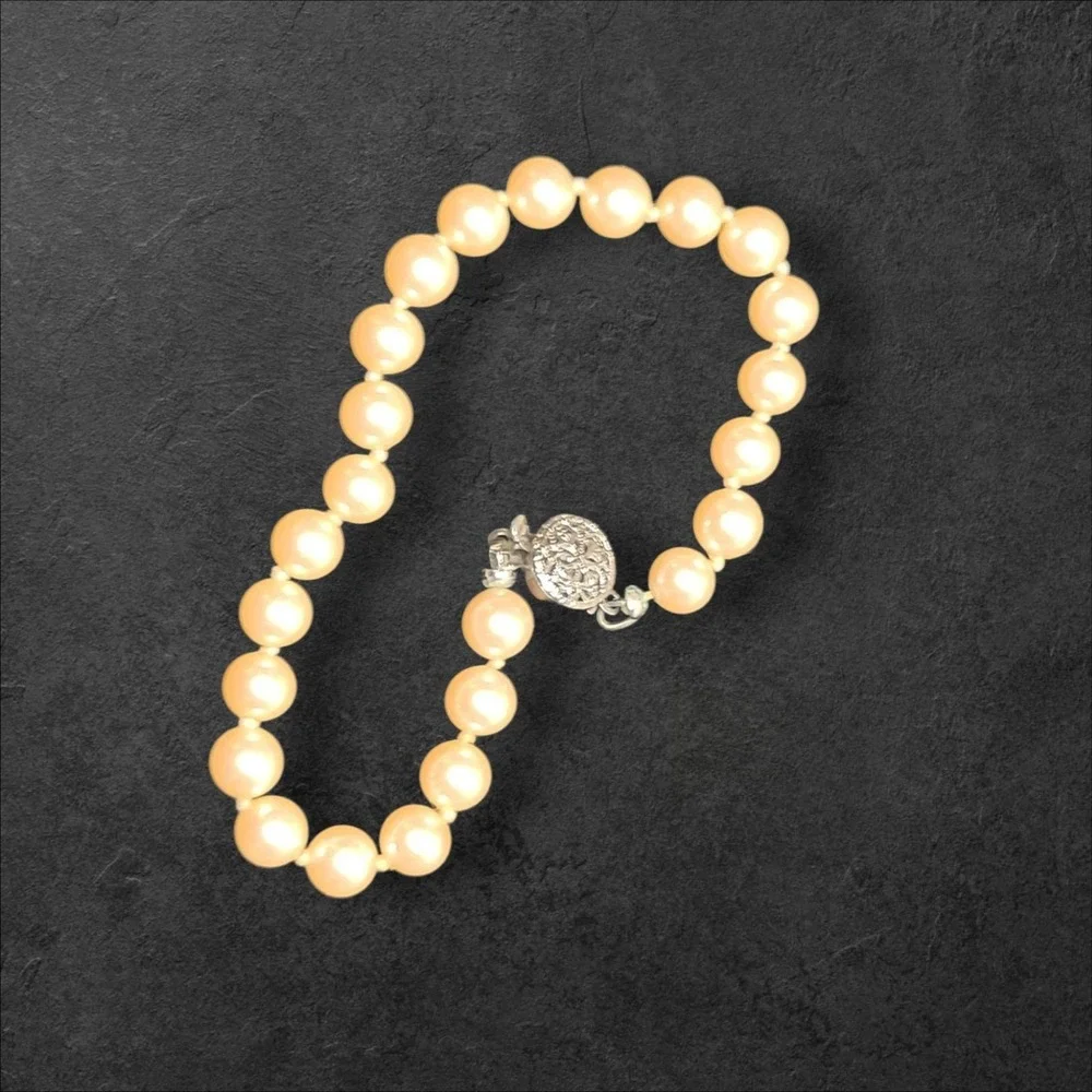 Nice Pale Pink Faux Pearl Hand Tied Bracelet Fancy Clasp 6mm 7